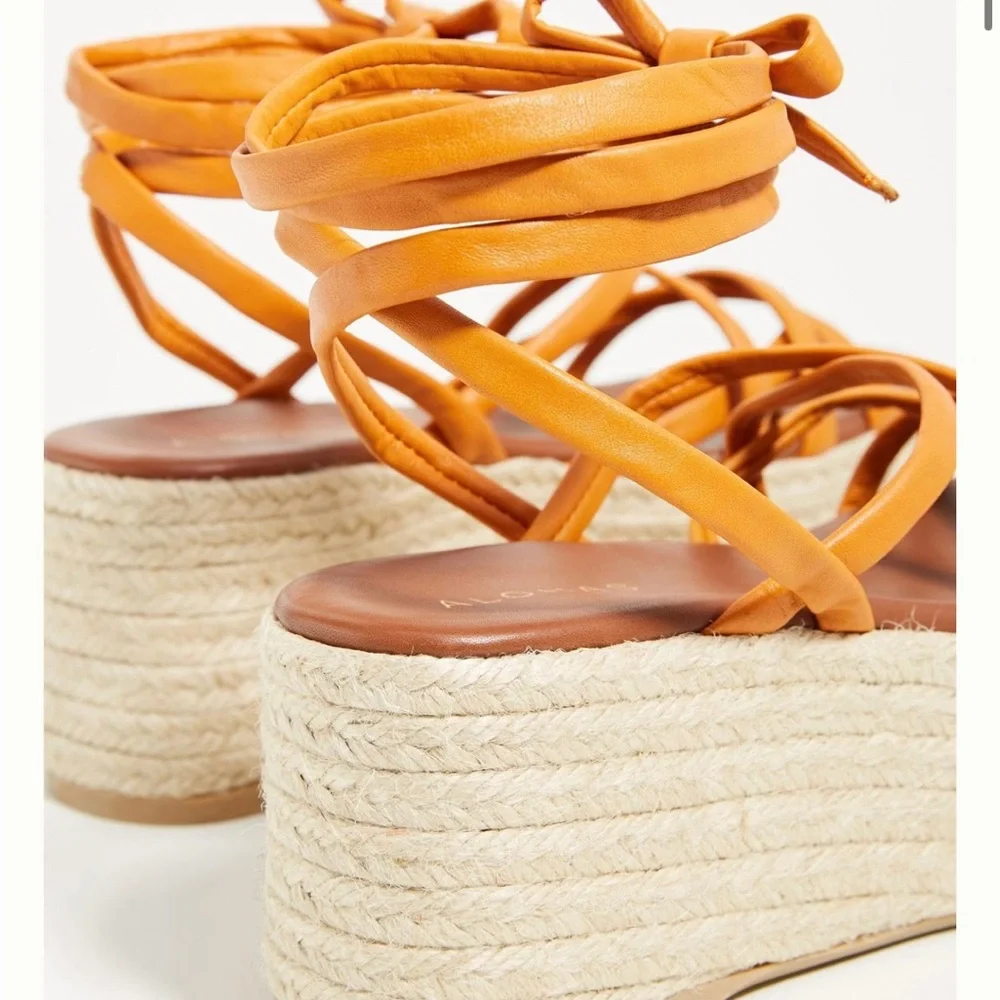 ALOHAS women’s paw